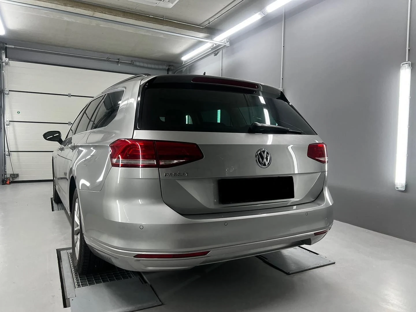 Nachher: VW Passat fertig lackiert