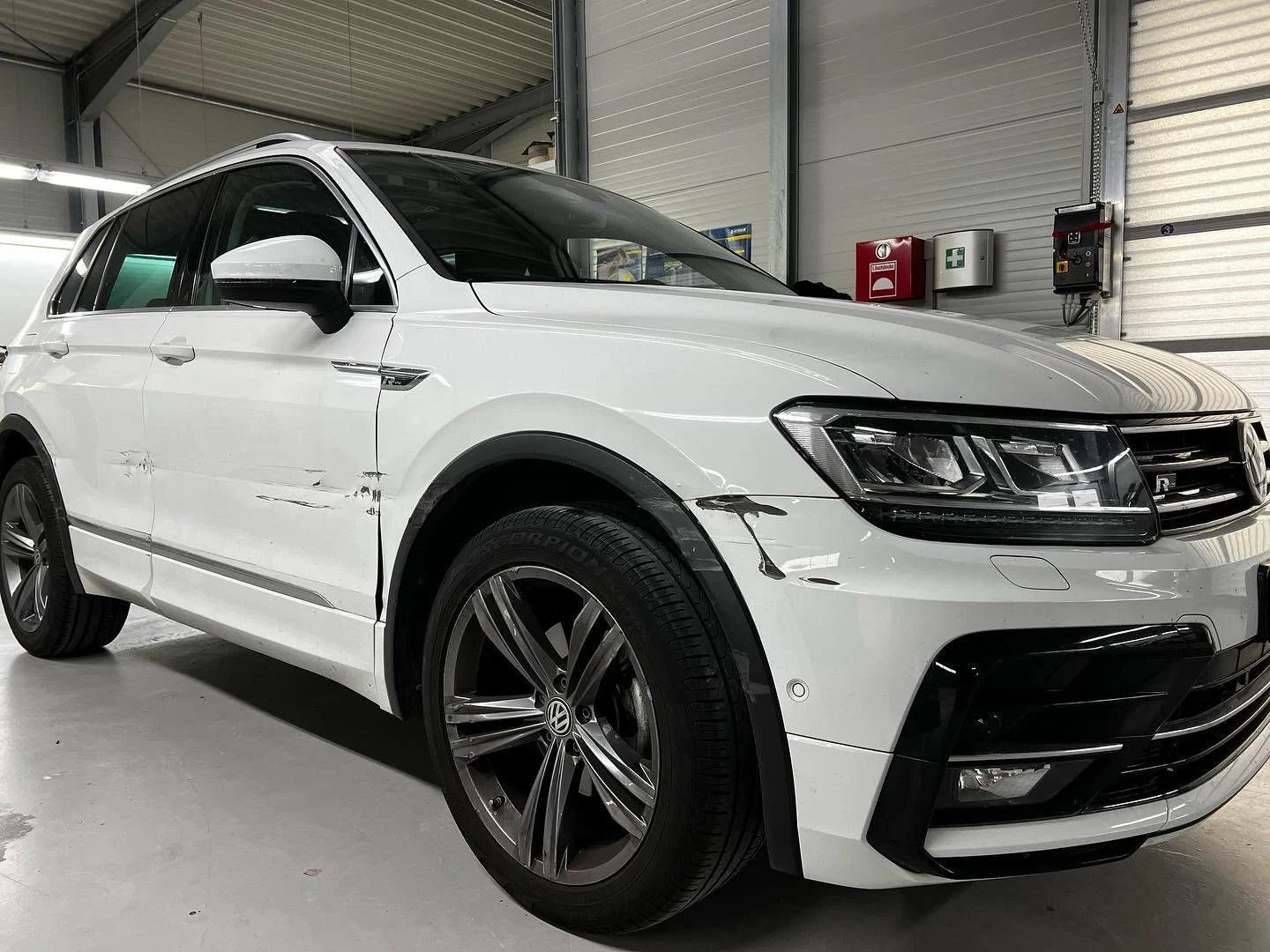 Vorher: VW Tiguan Seitenschaden